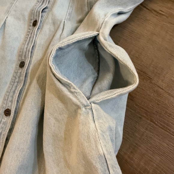 RISEN Light Denim Shirt Dress in Pale Blue Size Medium NWOT - Picture 11 of 13